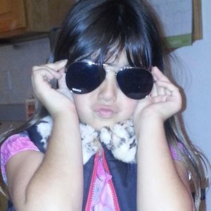 Meet your Posher, Laura